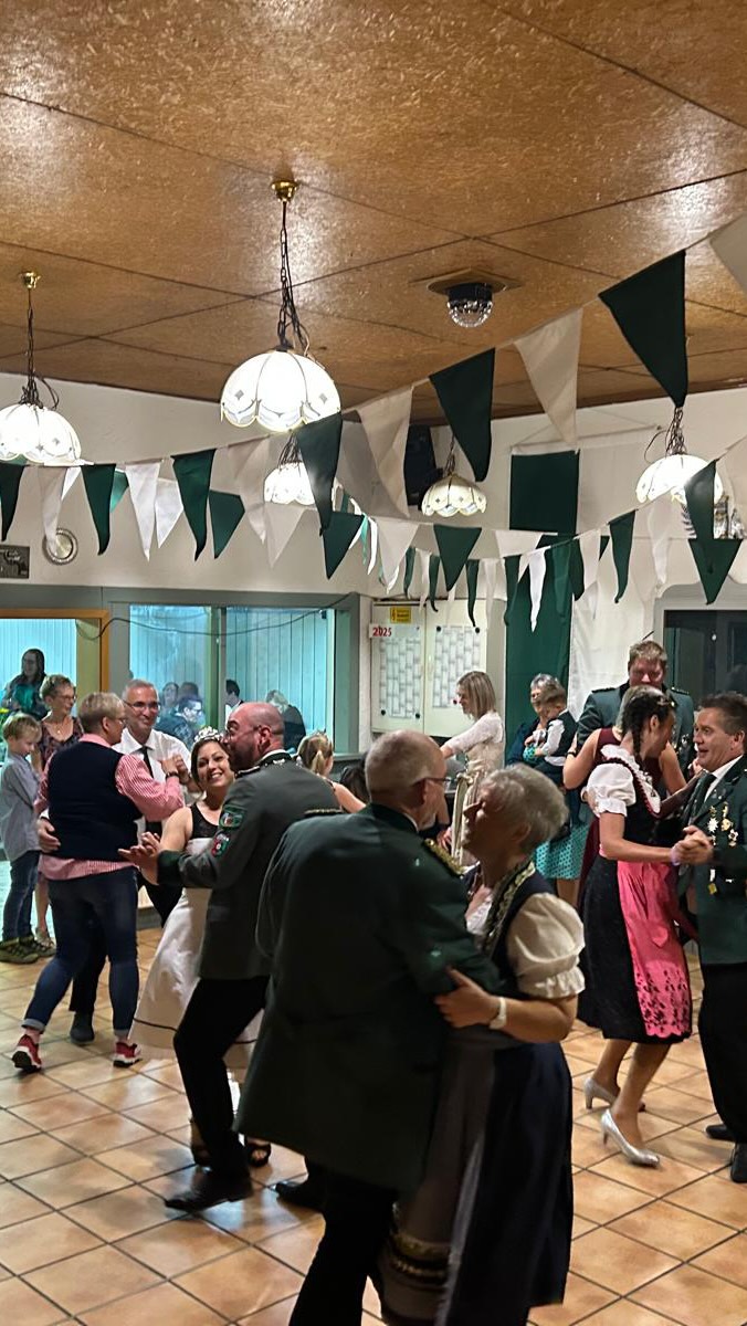 Tradition. Gemeinschaft. Freude. Der Schützenverein Herdorf – gemeinsam durch ein unvergessliches Jahr. Danke an alle,…